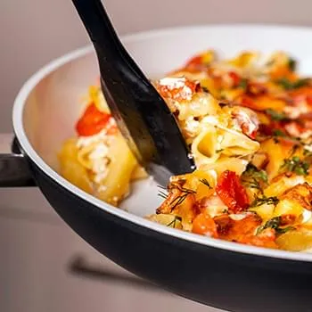 Pasta served from a thick-based P600 ceramic pan